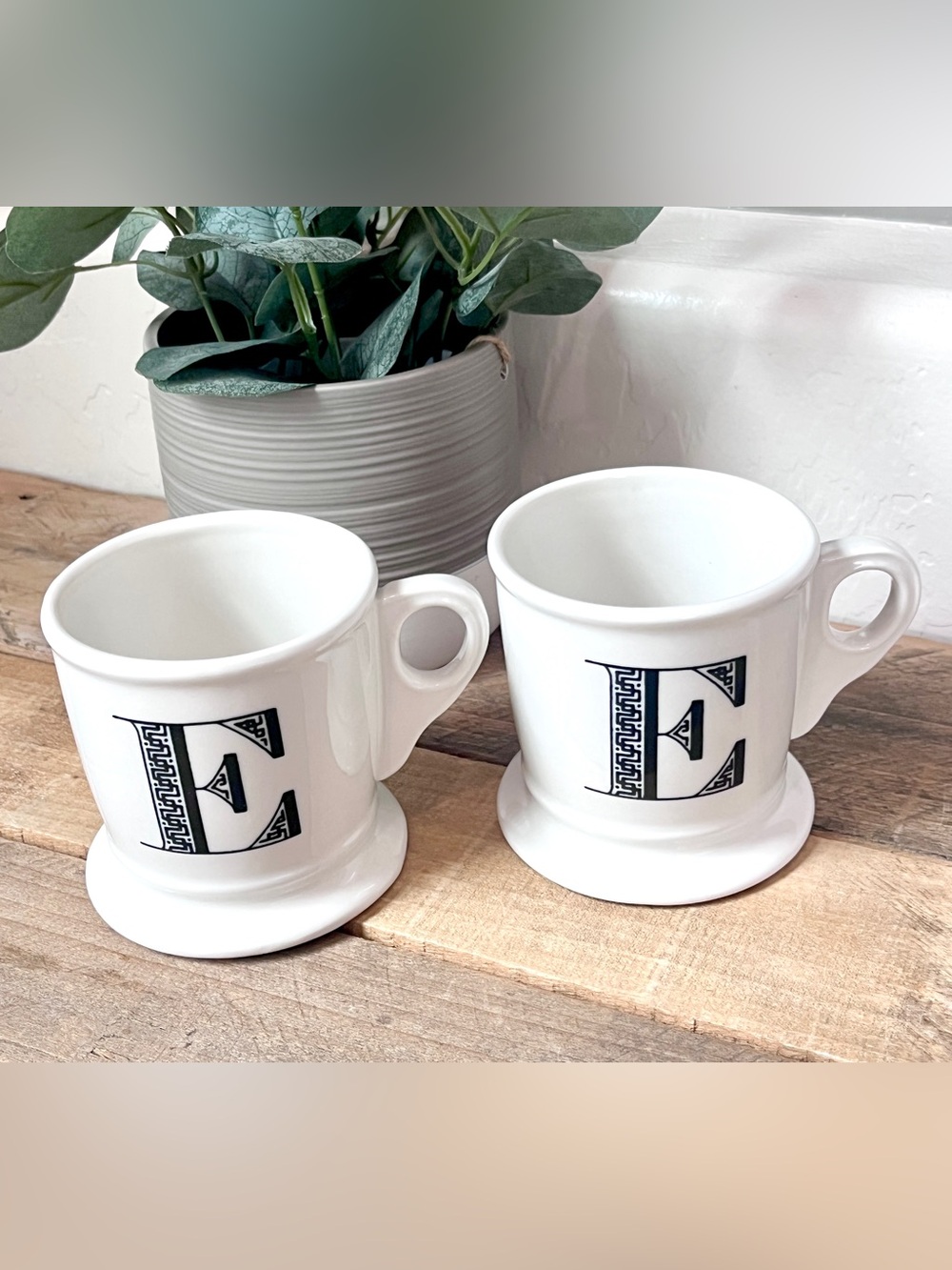 Retired Vintage NWT Anthropologie Monogram Initial E Coffee Pedestal Mug Set